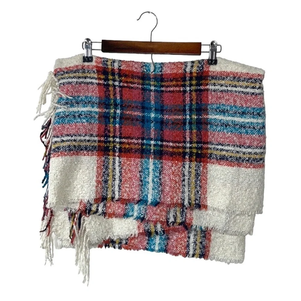 Aerie Plaid Fuzzy Blanket Scarf Red Blue White Fall Soft Cozy